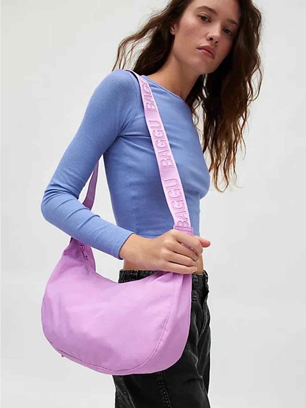 BAGGU Medium Nylon Crescent Bag Peony